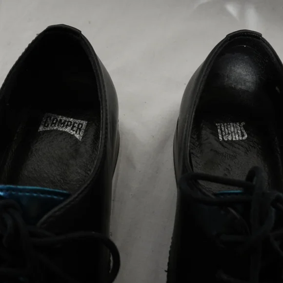 CAMPER - TWINS Black with Metallic Blue Contrast Laced Oxfords, size 37 - Picture 7 of 10
